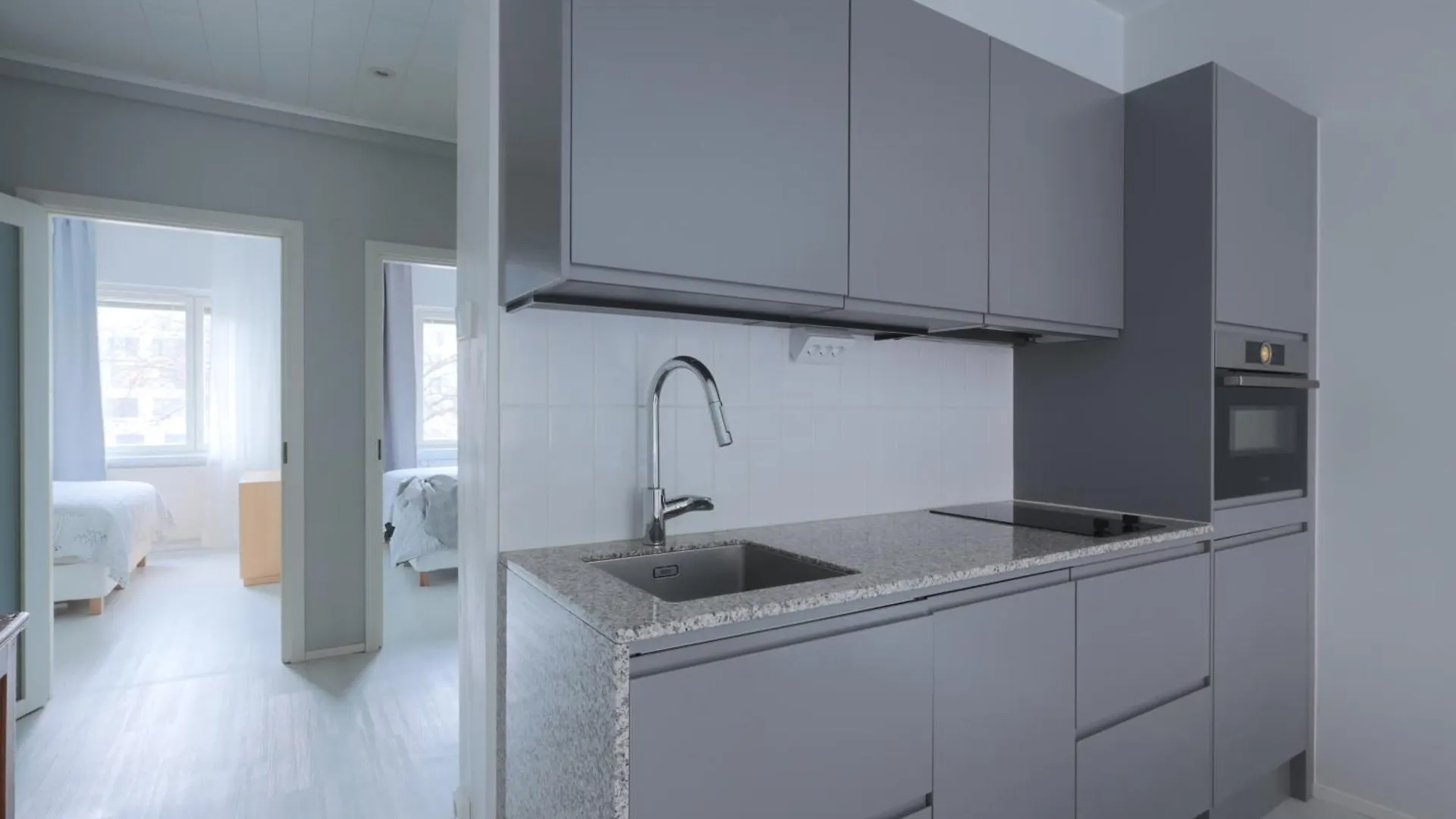 Urban Oasis - Two Bedrooms - Balcony - Nearby Metro Helsinki